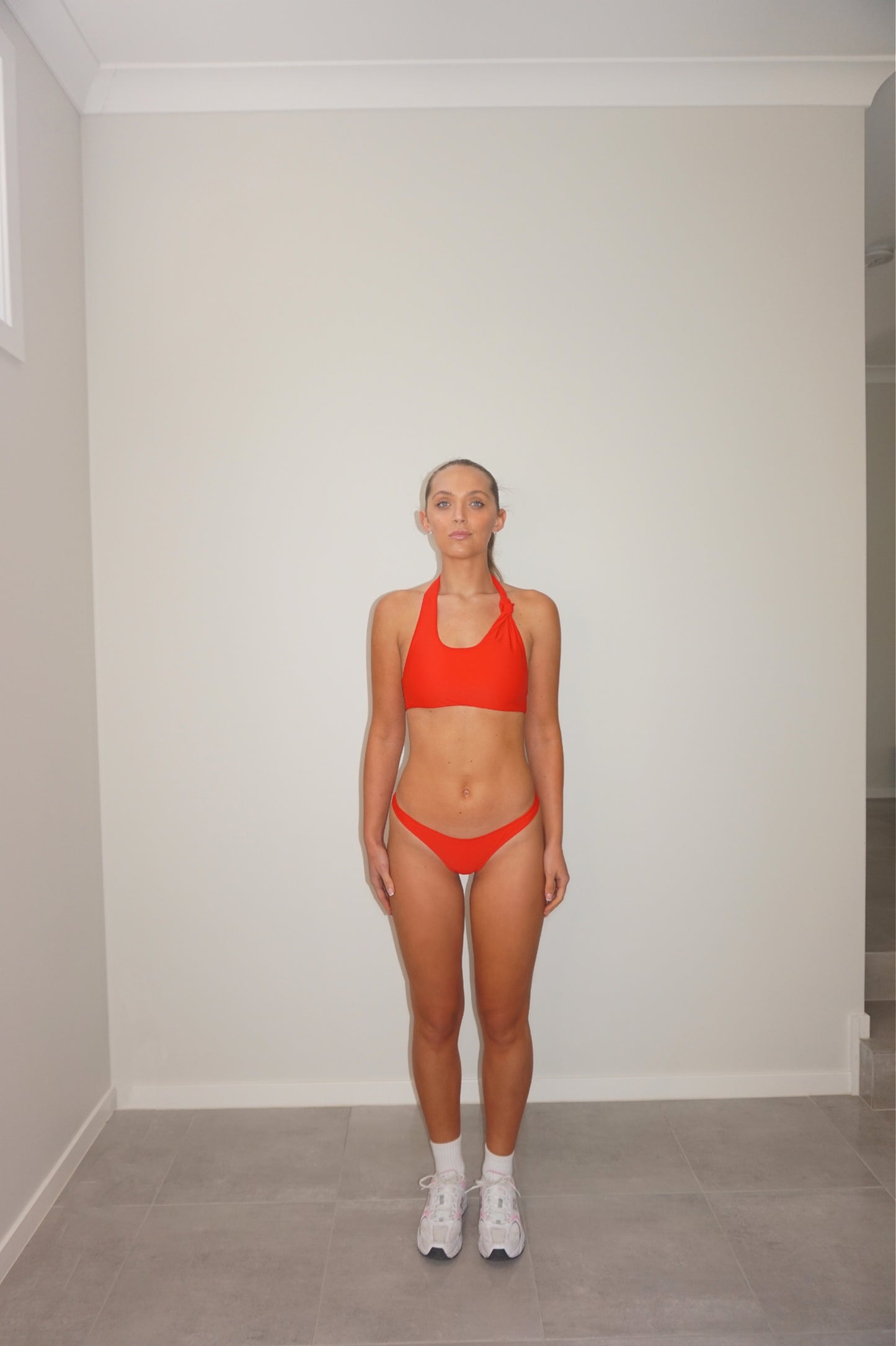 𝗔𝗦𝗬𝗠𝗠𝗘𝗧𝗥𝗜𝗖 𝗕𝗜𝗞𝗜𝗡𝗜 𝗧𝗢𝗣 - 𝗖𝗛𝗘𝗥𝗥𝗬