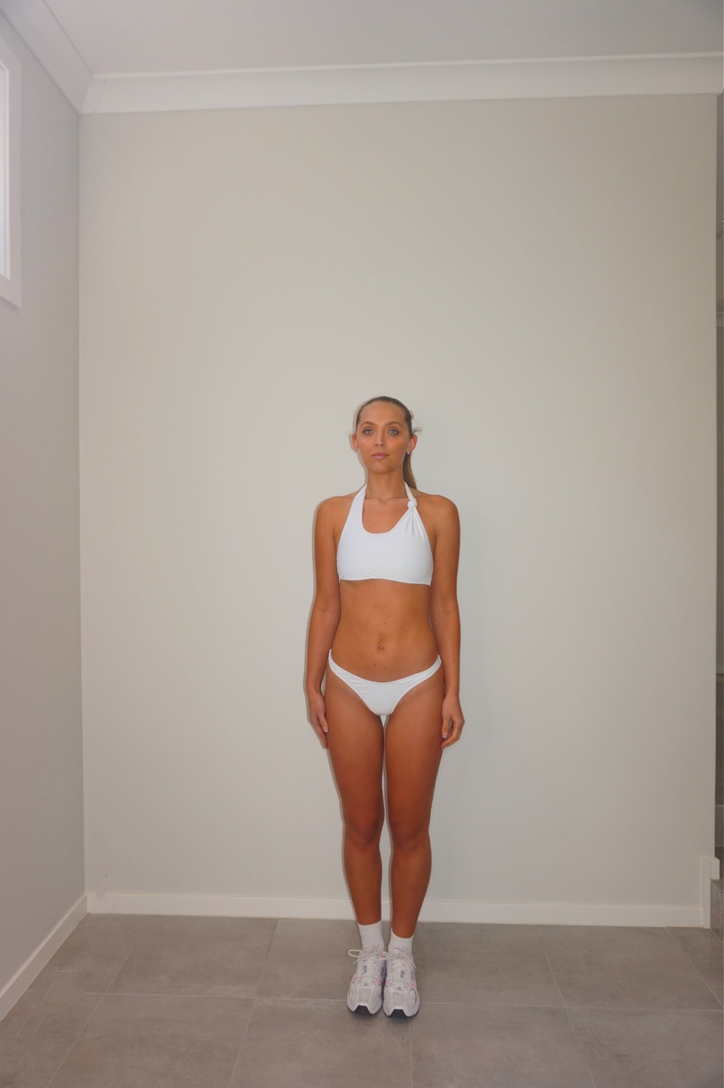 𝗔𝗦𝗬𝗠𝗠𝗘𝗧𝗥𝗜𝗖 𝗕𝗜𝗞𝗜𝗡𝗜 𝗧𝗢𝗣 - 𝗦𝗨𝗚𝗔𝗥